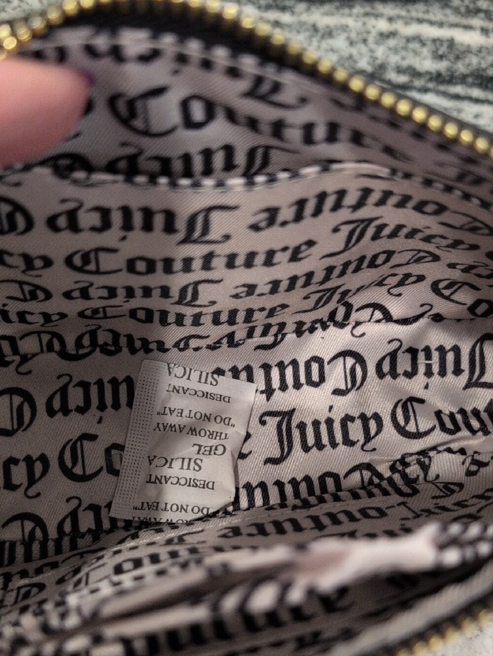 Juicy Couture Prep School Convertible Wristlet - Picture 6 of 6